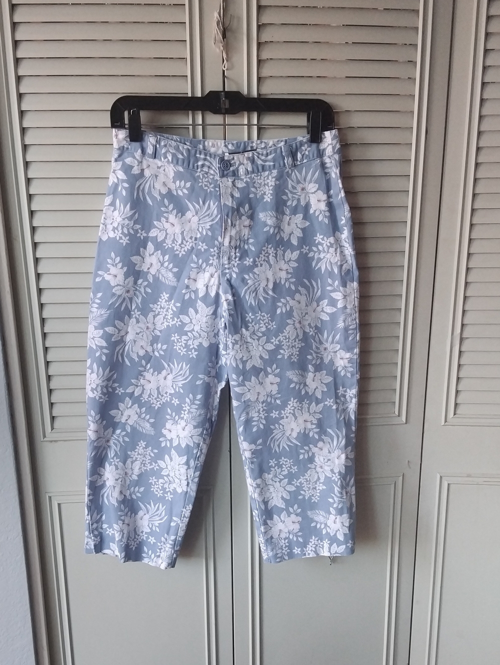 Capri Pants